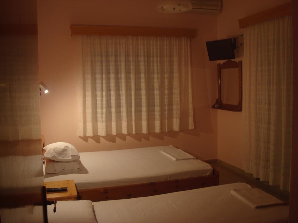 Hotel Filoxenia Néoi Póroi Rom bilde